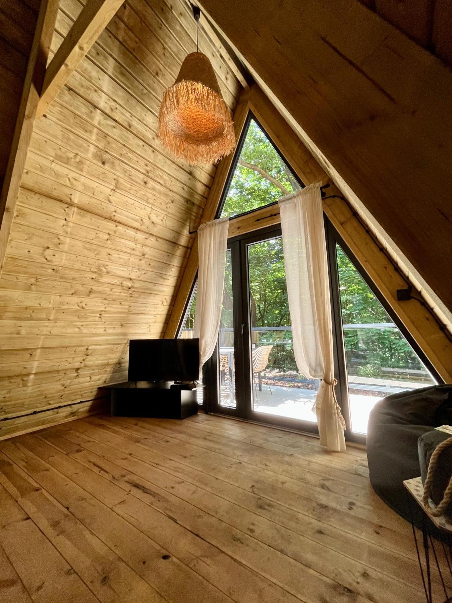 Metropolis Campglamping Hotel Sopot Exterior photo